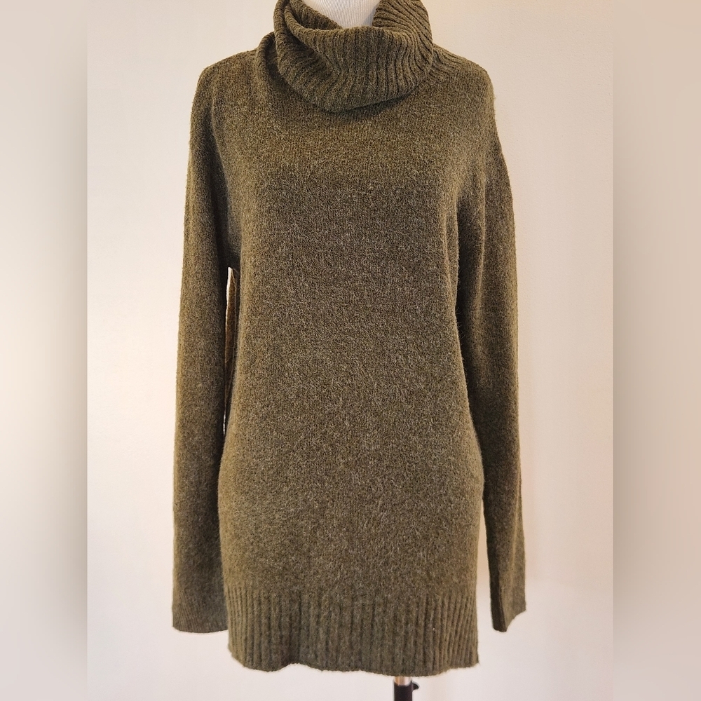 NWT || BP. || Olive green, turtleneck, sweater, size small, long sleeves, loose